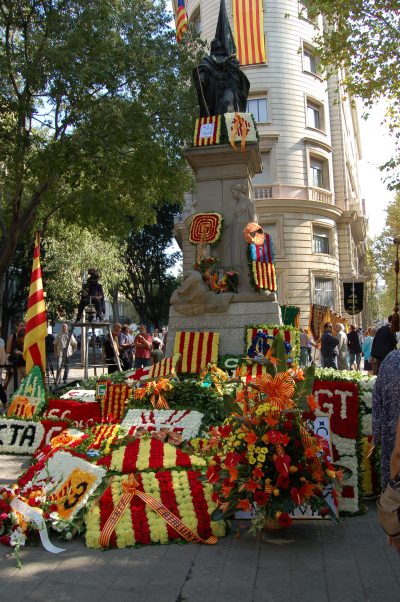 Monument to Rafael Casanova. Ronda de Sant Pere, Barcelona